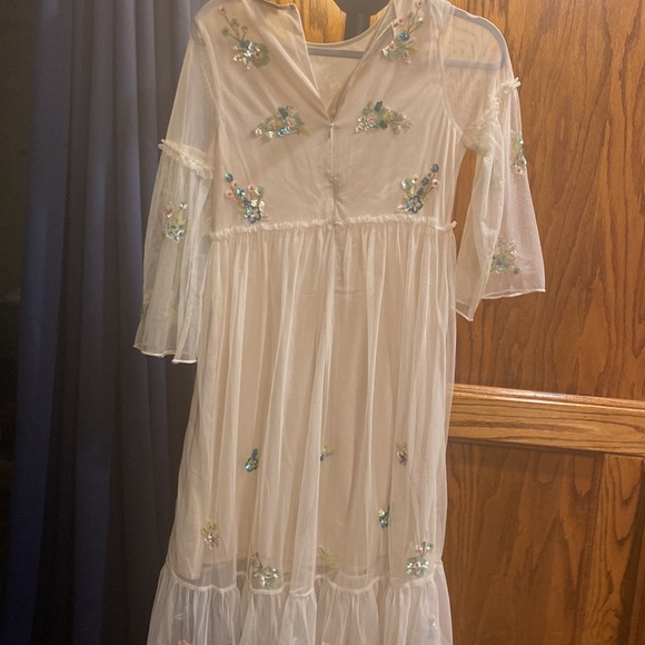 Wild and gorgeous Netty Betty Dress- cream - Picture 3 of 4